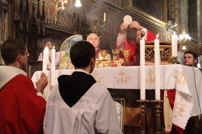 Dziękczynna Msza św. za beatyfikację o. Zbigniewa Strzałkowskiego OFMConv. i o. Michała Tomaszka OFMConv.