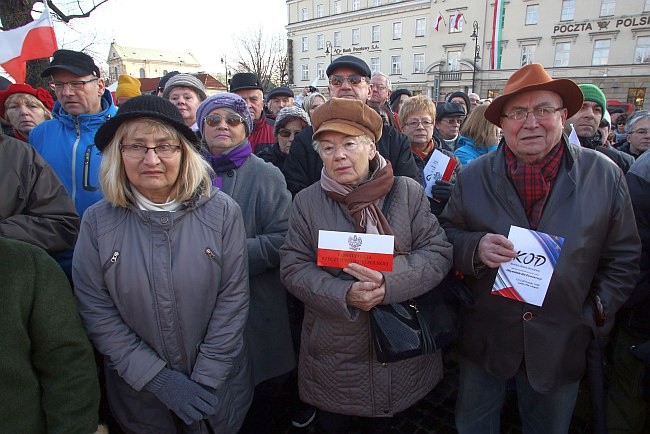 Demonstracja w obronie demokracji?