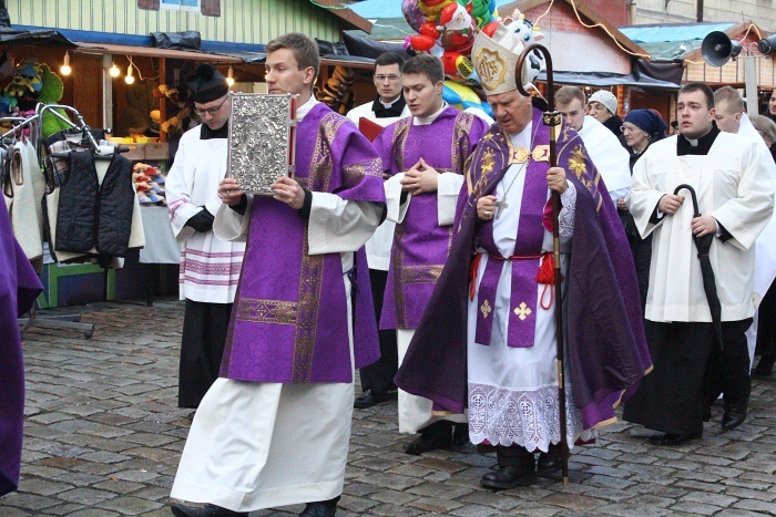 Otwarcie Bramy Miłosierdzia