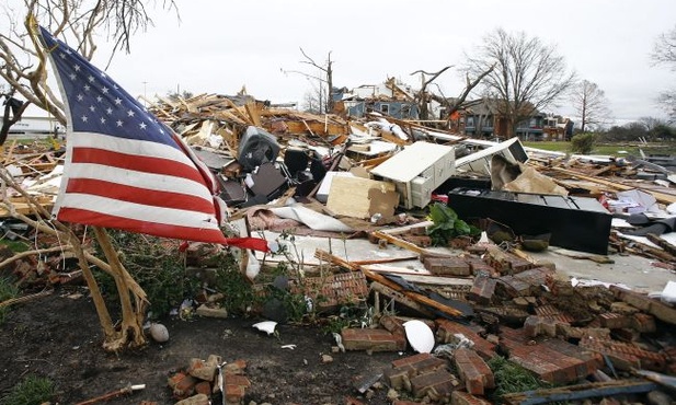 Już 44 ofiary śmiertelne tornad w USA