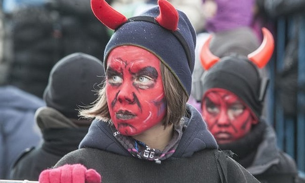 Pokłonią się Dzieciątku