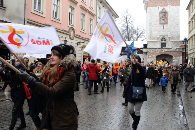 Krakowski Orszak Trzech Króli 2016 - człony niebieski i zielony