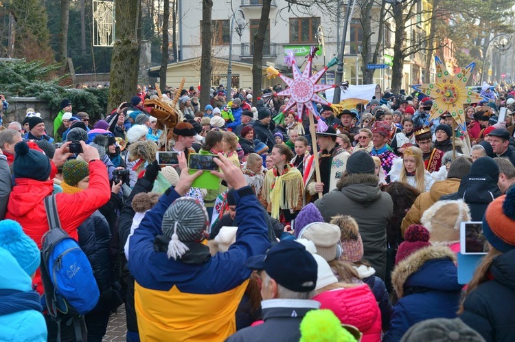 Wędrowali przez Krupówki 