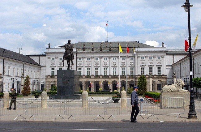 Chciał wjechać na teren Pałacu Prezydenckiego