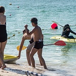 Zderzenie kultur. Ta sama plaża, różni plażowicze