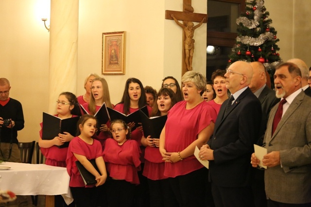 Samorządowcy i parlamentarzyści przy opłatku - 2016