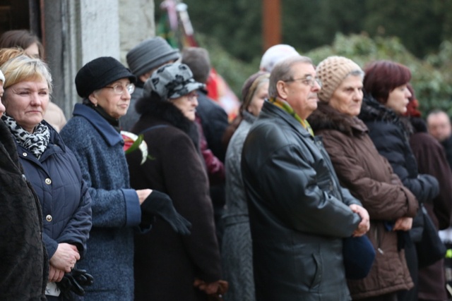 Ostatnie pożegnanie śp. ks. kan. Karola Psurka