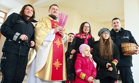  Parafia, Urząd Miasta w Szczyrku i policja zorganizowały akcję promującą bezpieczeństwo