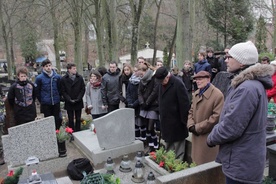 Organizatorzy liczą, że przeżywane przy grobach Jana Kordulskiego i Bolesława Srockiego uroczystości przyczynią się do spopularyzowania wiedzy o bohaterach II wojny światowej