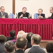  Była to już druga debata poświęcona owocom i zadaniom wynikającym z soboru