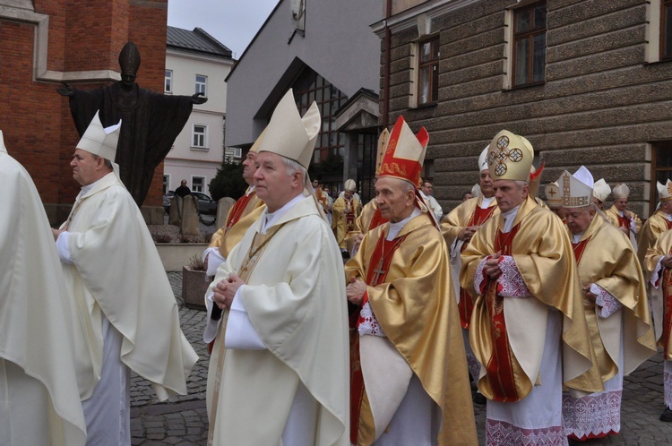 Święcenia bp. Leszka Leszkiewicza, cz. I