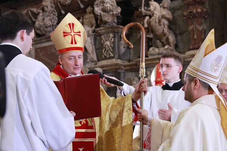 Święcenia biskupie ks. Leszkiewicza, cz. I. Liturgia i ryt święceń