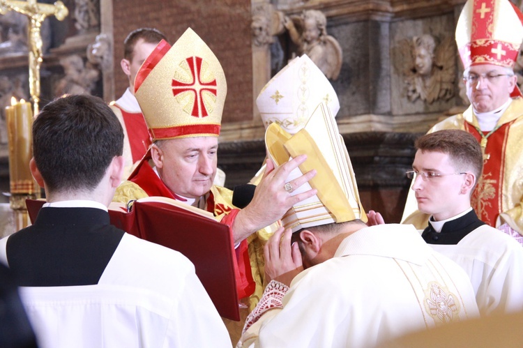 Święcenia biskupie ks. Leszkiewicza, cz. I. Liturgia i ryt święceń