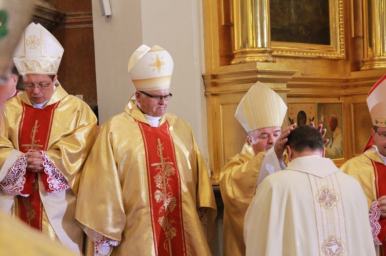 Święcenia biskupie ks. Leszkiewicza, cz. I. Liturgia i ryt święceń