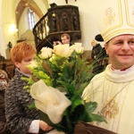 Święcenia biskupie ks. Leszkiewicza, cz. II. Goście i życzenia.