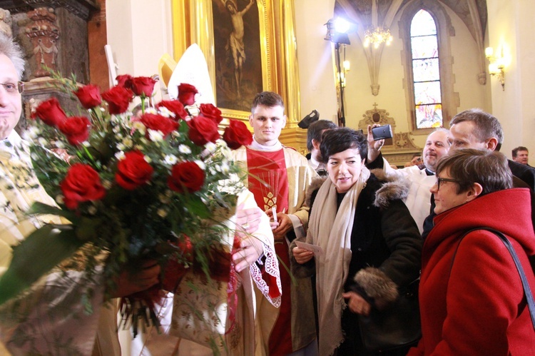 Święcenia biskupie ks. Leszkiewicza, cz. II. Goście i życzenia.