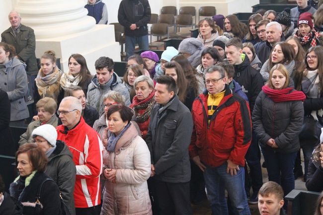 Zakończenie peregrynacji symboli ŚDM w Skrzatuszu