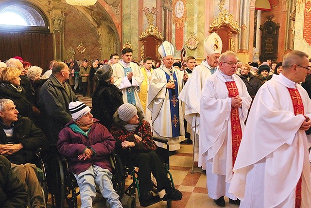  W lubelskiej katedrze zgromadzili się cierpiący i ich bliscy