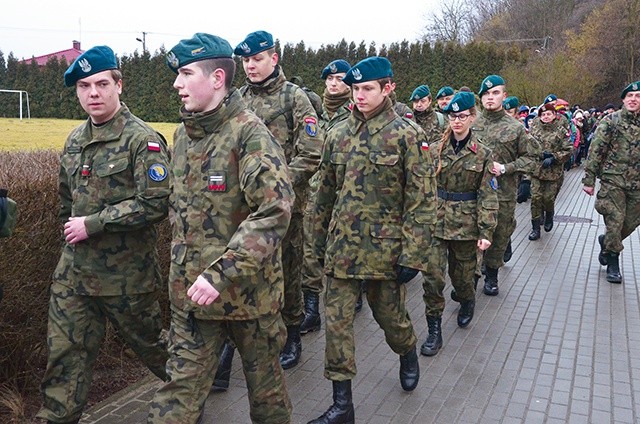 Piechurzy pokonali trasę ze Słupczy do Sandomierza 