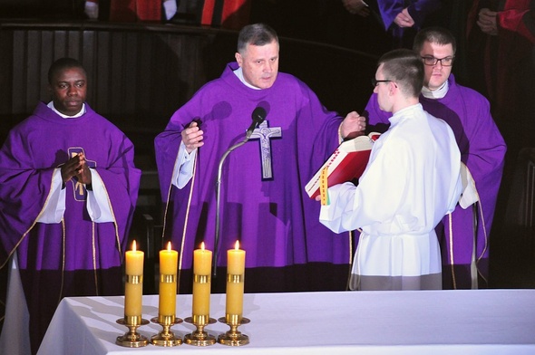 Katolik powinien rozumieć wymogi nowego świata