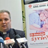  Ks. Robert Kowalski zachęca do odpisu podatkowego na rzecz diecezjalnej organizacji