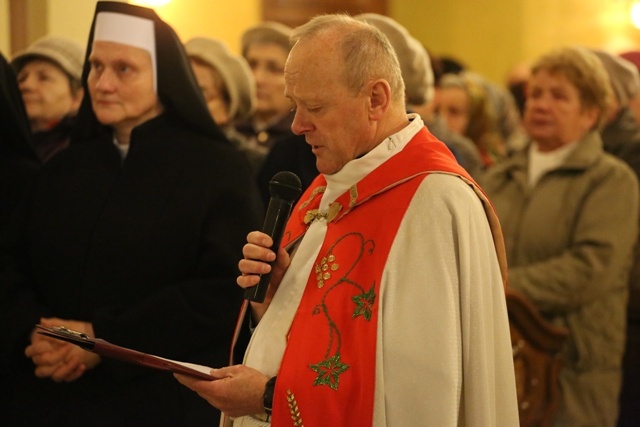 Znaki Bożego Miłosierdzia we Włosienicy