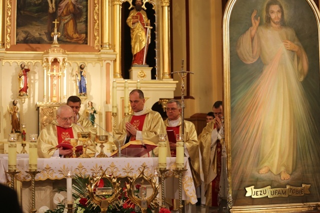 Znaki Bożego miłosierdzia w Międzybrodziu Bialskim