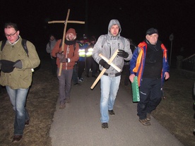 Drogi wokół Przasnysza po raz drugi stały się szlakiem Ekstremalnej Drogi Krzyżowej