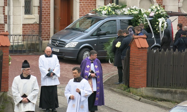 Pogrzeb gimnazjalisty, który zginął w Alpach