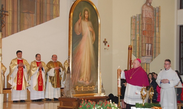 Znaki Miłosierdzia w Kętach na Osiedlu