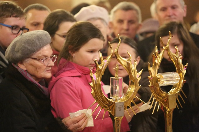 Znaki Bożego Miłosierdzia u św. Maksymiliana w Oświęcimiu