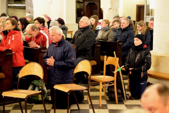 Ekstremalna Droga Krzyżowa Jastrząb-Kałków