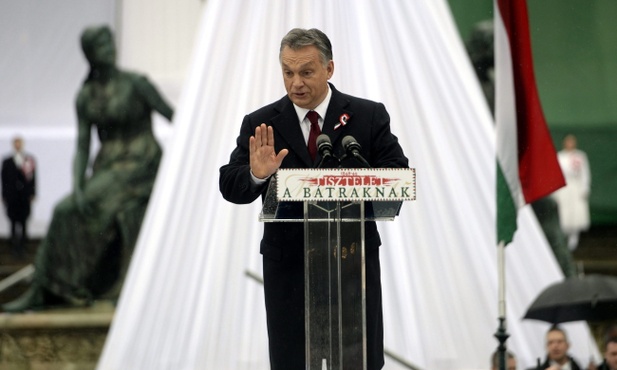 Orban: Więcej szacunku dla Polaków
