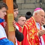 Początek peregrynacji krzyża i ikony w Świdnicy