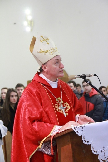 Synaj w Tarnowie. Eucharystia w kościele pw. bł. Karoliny