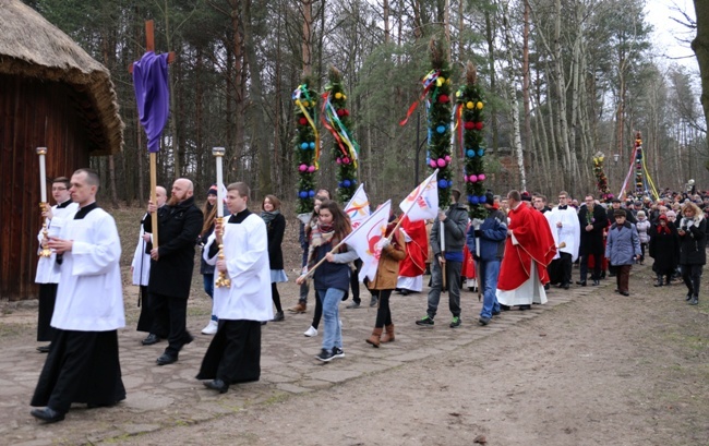 Niedziela Palmowa w radomskim skansenie