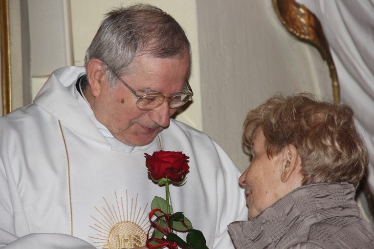 W Wielki Czwartek wierni składali kapłanom najlepsze życzenia