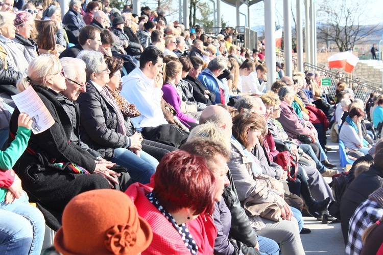 Msza papieska na stadionie