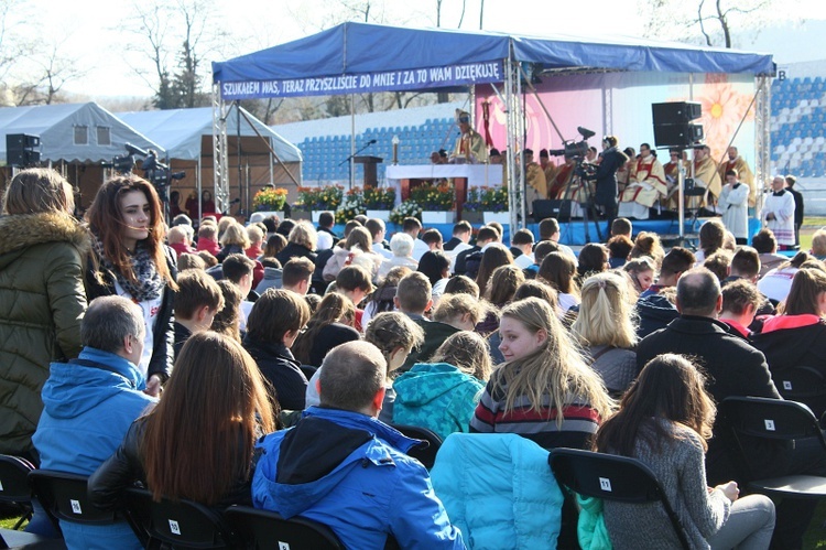 Msza papieska na stadionie