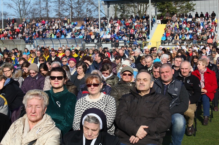 Msza papieska na stadionie