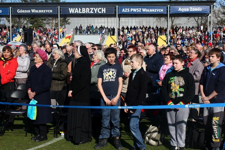 Msza papieska na stadionie