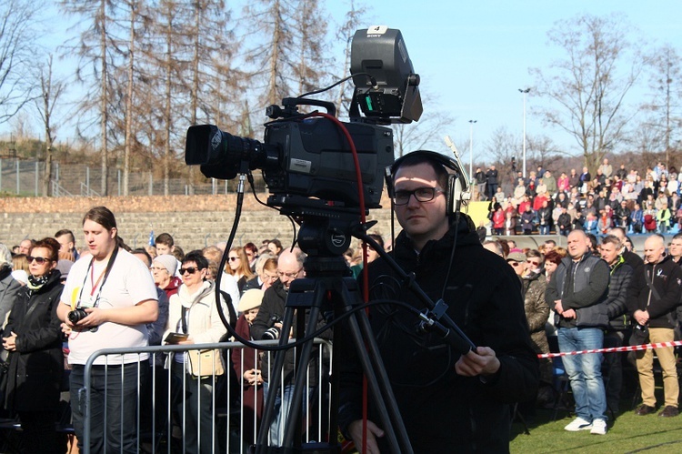 Msza papieska na stadionie