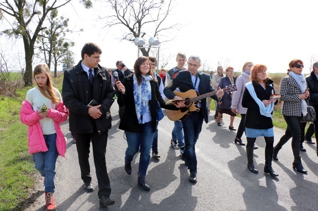 Procesja dekanalna miłosierdzia Wróblowice-Lutynia