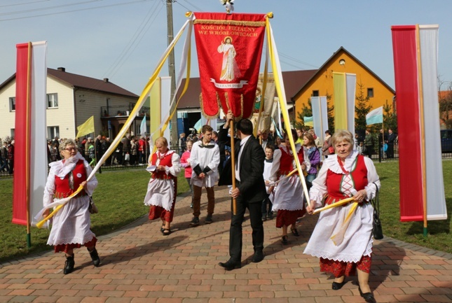 Procesja dekanalna miłosierdzia Wróblowice-Lutynia