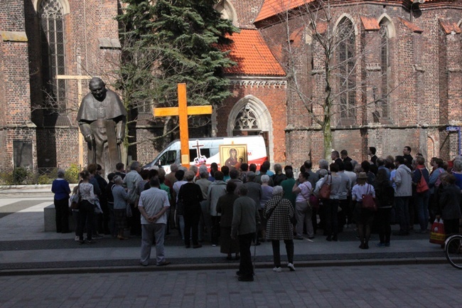 Symbole ŚDM w Brzegu cz. 1