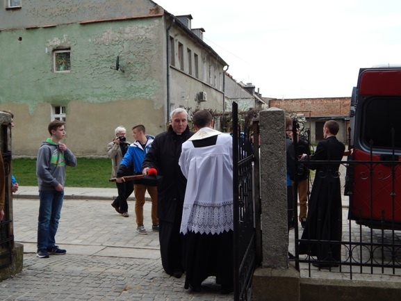 Symbole ŚDM w Prusicach