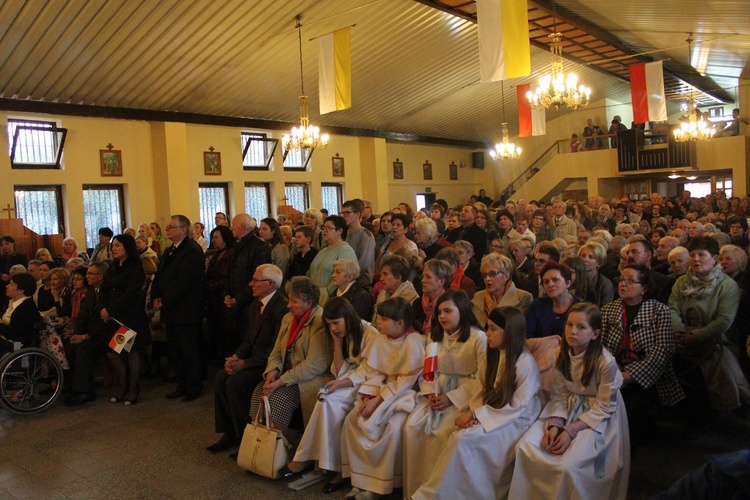 Płock. Nawiedzenie w parafii Matki Bożej Fatimskiej