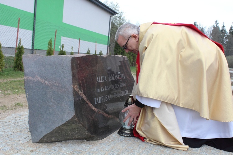 Wspomnienie bp. Tadeusza Płoskiego