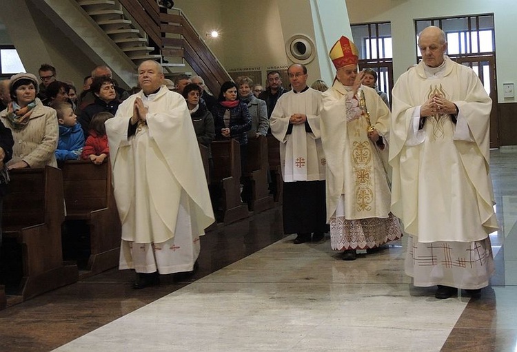 Relikwie św. Jana Pawła II w Aleksandrowicach