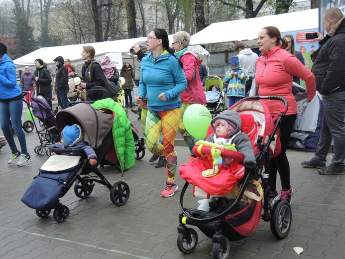 BuggyGym i rodzinne wyścigi wózków